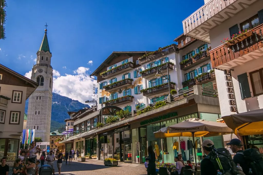 Centrum cortina