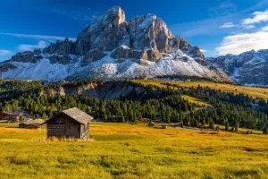 Atemberaubende Dolomiten-Landschaft