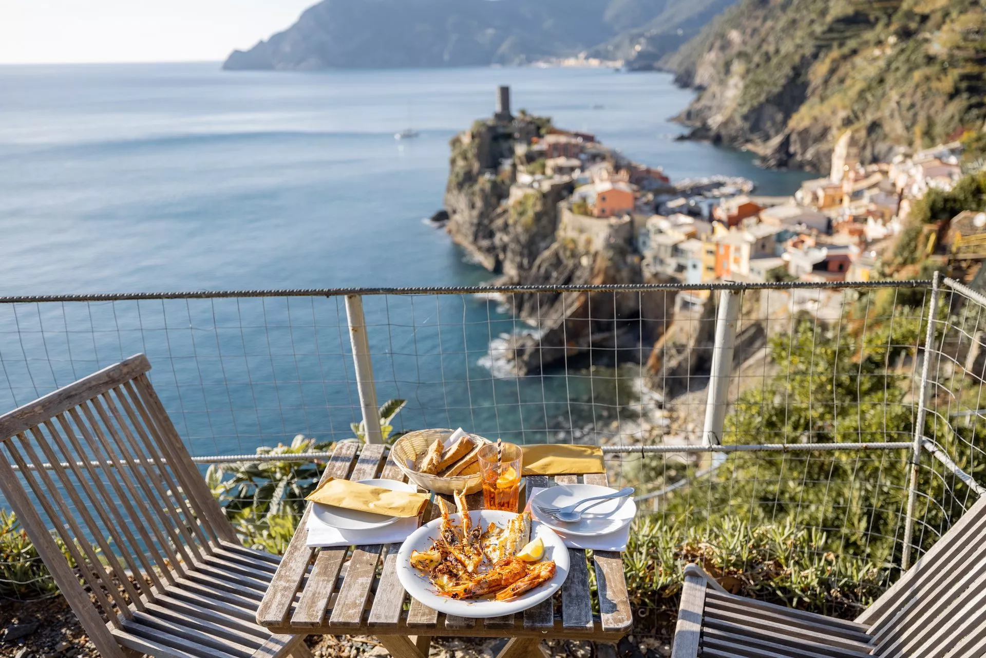 Maaltijd met uitzicht in vernazza